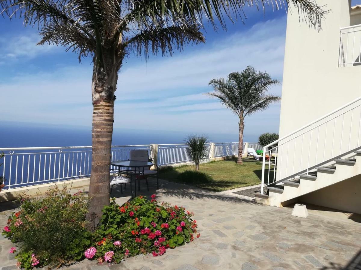 The Best Sea View In Madeira - Casa Farol Faja da Ovelha Bagian luar foto